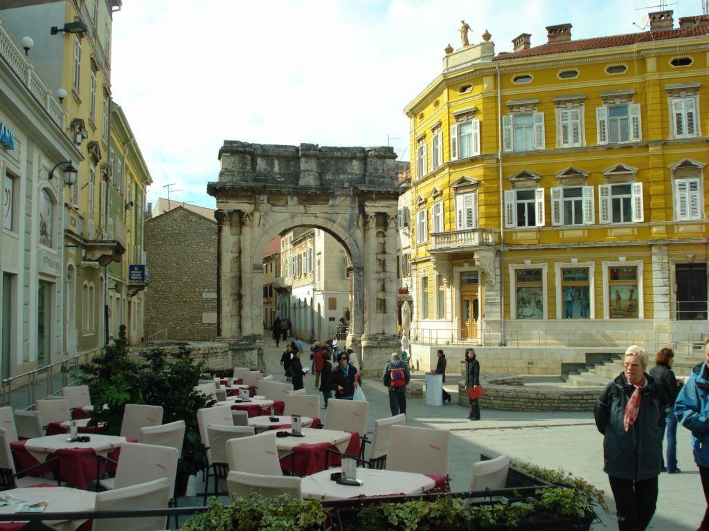 Ana Apartment Pula Rum bild